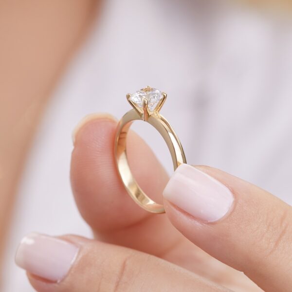 anillo de compromiso