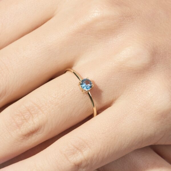 Anillo Anna Topacio London Blue Natural