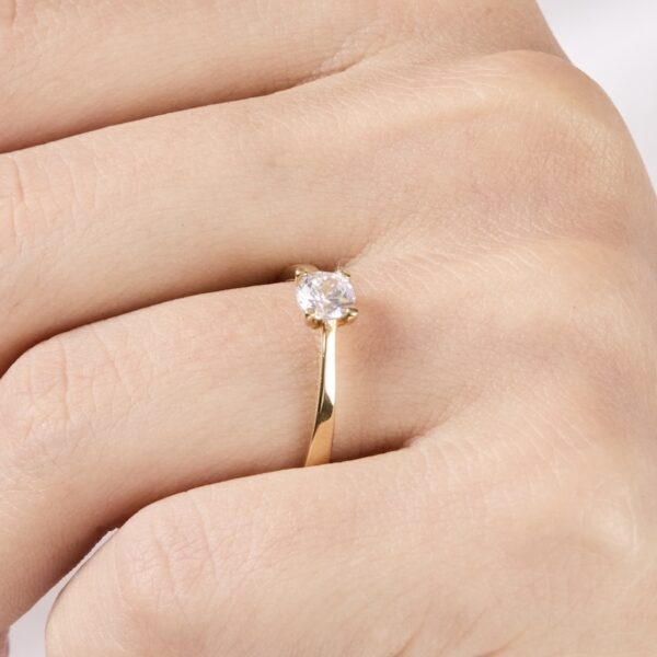 anillo de compromiso