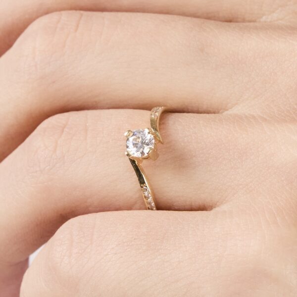 anillo de compromiso