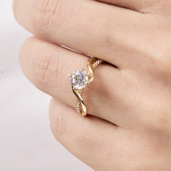 anillo de compromiso