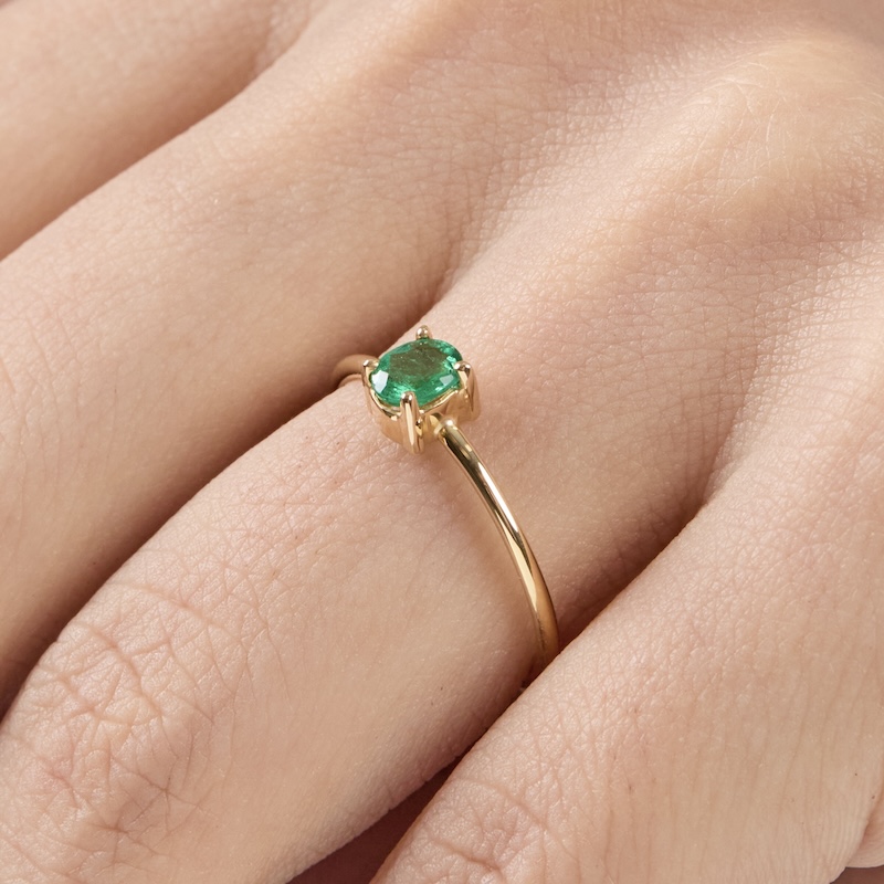Anillo Anna Esmeralda Natural Oval - Imagen 2