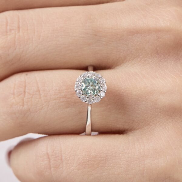 Anillo Roseta con Moissanitas