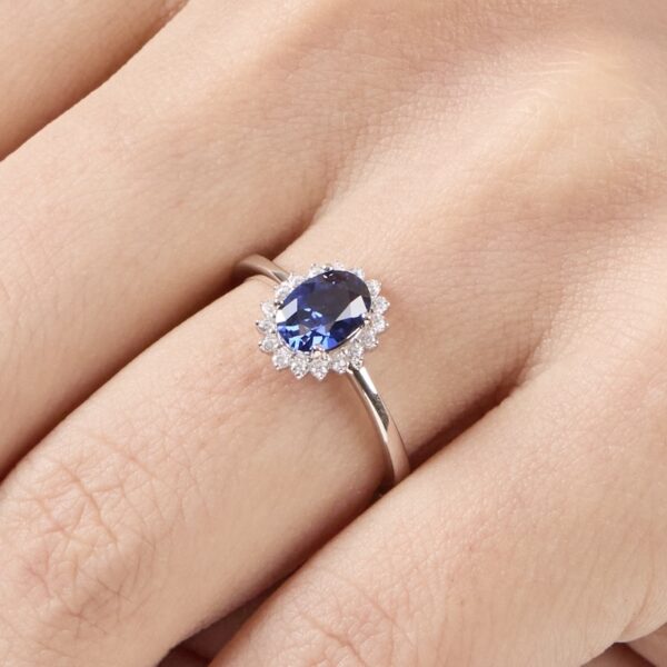 Anillo Roseta con Cristales