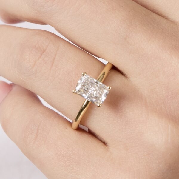 Anillo de Compromiso con Diamante de Laboratorio Radiant de 1.50 carat - ADLAB06