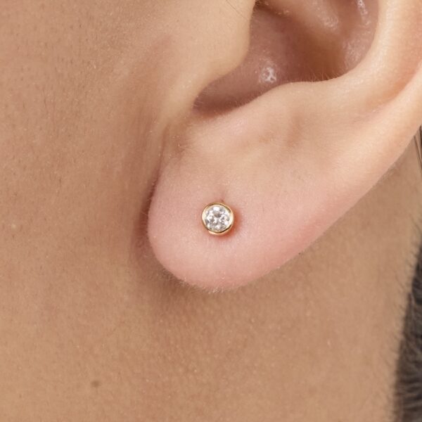 Aretes Punto de Luz con Diamantes Naturales