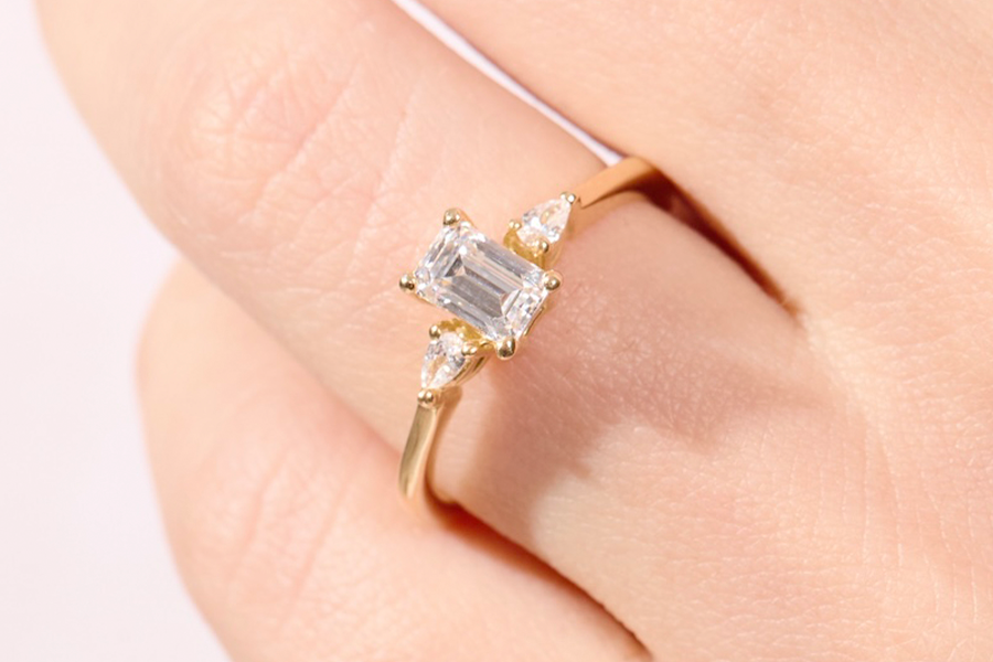 anillos de compromiso con diamante de laboratorio